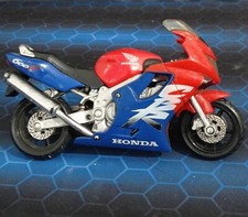 Honda CBR 600R-- Modellino