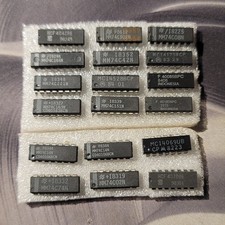 Super Lotto 18 Chip Logica CMOS Vintage - Serie 4000 / 74C - Contatori, MUX