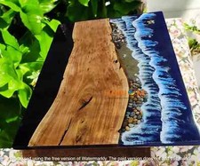 Tavolo da pranzo in resina