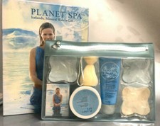 Avon Planet Spa Icelandic Mineral Water Gift Set detergente-rinfrescante viso