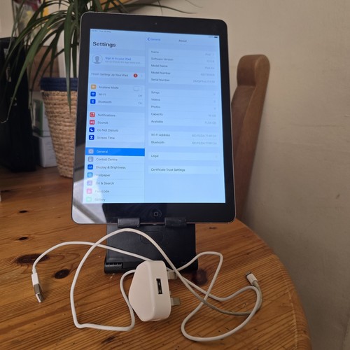 Apple ipad air a1474 16gb - ipad,