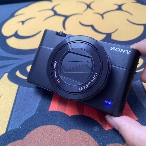 Sony cyber shot - sony, dsc-rx100v