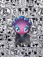 Goo Goo Galaxy, Luna Laguna