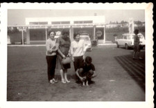 FOTOGRAFIA ANNI '50 - DISTRIBUTORE DI BENZINA - SHELL -