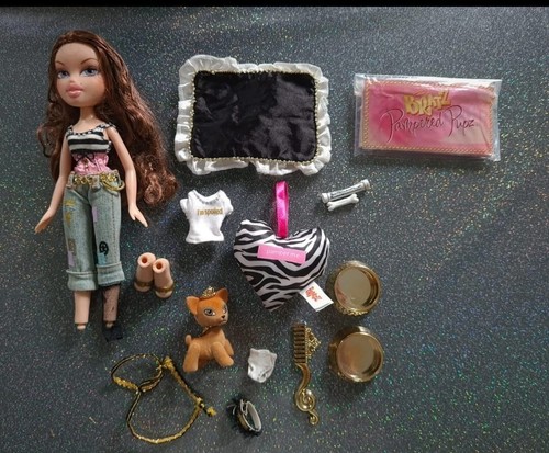 Bratz charli pampered pupz mga - pampered,