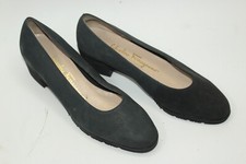 Scarpe donna Salvatore Ferragamo taglia 6 Europa 36 nere scamosciate S9352