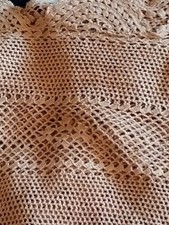 coperta di pizzo fatta a mano all'uncinetto anni 1950 