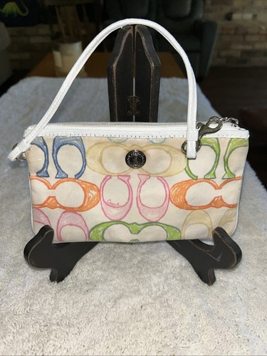 Coach wristlet canvas - canvas, c’s