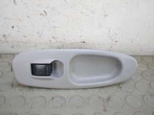 20326 Pulsantiera alzavetro ant dx Nissan Almera Tino dal 1998 al 2006