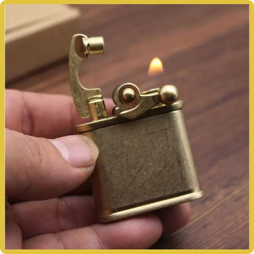 Accendino vintage ottone - vintage, in