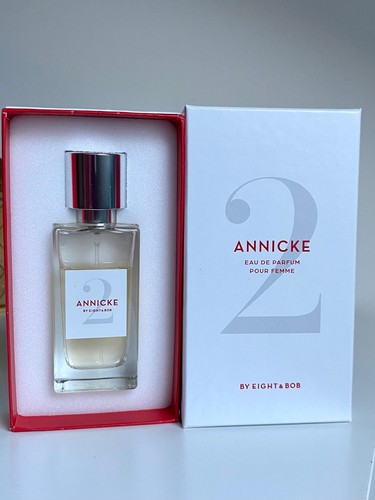 Eight bob annicke - bob,