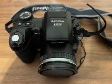 Fujifilm FinePix S5000 -