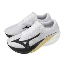 Scarpe da corsa su strada