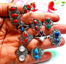 Lotto di 10 anelli con pietre