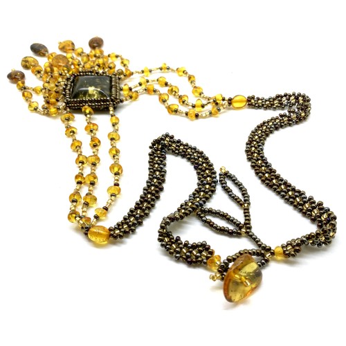 Collana floreale ambra