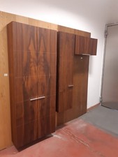 Mobile Bagno, in tre