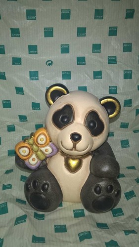 Panda con farfalla - con, e