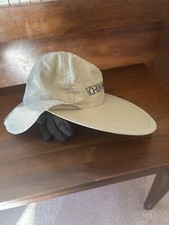 VINTAGE Gloomis berretto cinturino posteriore marrone lungo Bill Brim pescatore uomo anni 90