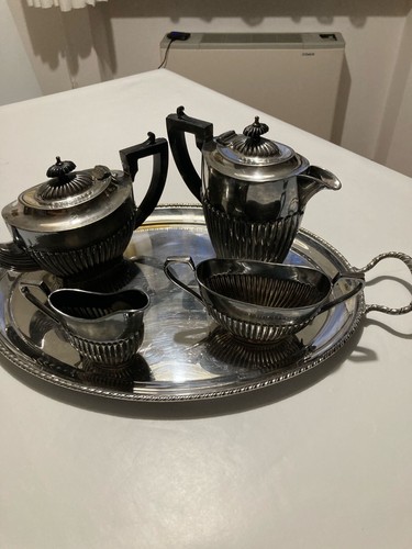 Servizio e caffè - da,