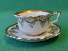 ANTICA TAZZINA CON PIATTINO BAVARIA PORCELLANA DECORO PROFILI ORO. AS41