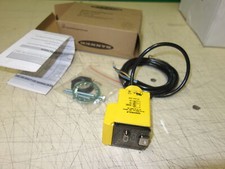 BANNER Q45VR3LP Sensore