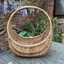 Large vintage wicker gondola - wicker,