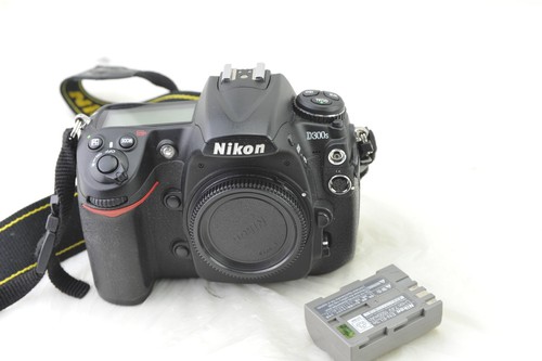 Nikon d300s 3mp dslr - 12.3mp,