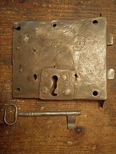 Grande Serratura Antica Con