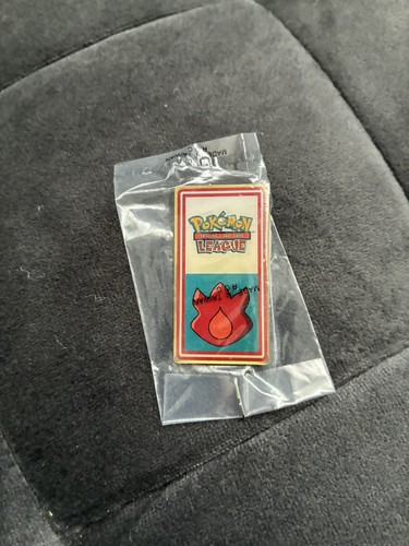 Spilletta pin badge pokemon - spilletta/pin/badge,