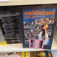LIBRI RIVISTE CALCIATORI PANINI FIGURINE RACCOLTA VARI ANNI LOTTO 10PZ