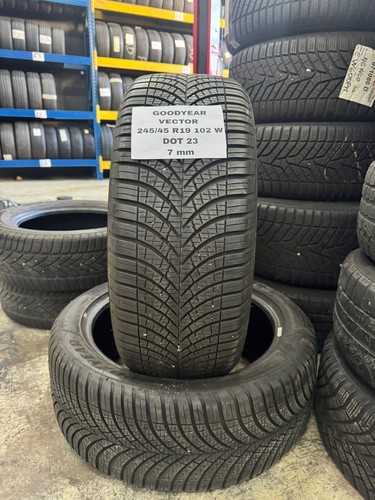 Pneumatici 245 r19 - 245/45,