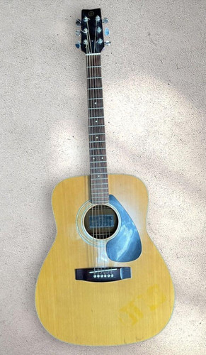 Chitarra acustica vintage