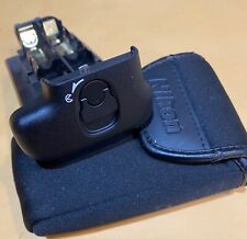 Porta batteria originale Nikon MS-D11 / AA, per MB-D10 Grip / D7000 / con custodia 