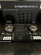 Consolle DJ NATIVE INSTRUMENTS Traktor Kontrol S4 MK3 