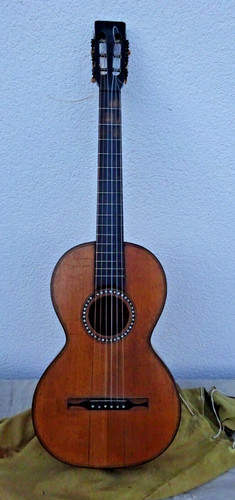 Vecchia chitarra passeggio - chitarra,