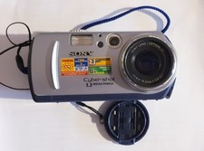SONY DSC-P30 Macchina Fotografica Digitale 1.3 Megapixel Zoom Optional 3x 64MB