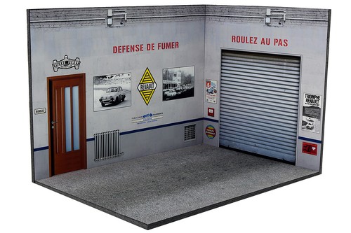 I 003 diorama - |,