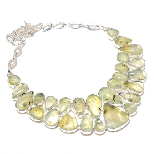 Collana con pietre - , preziose