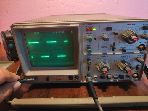 Oscilloscopio analogico doppia