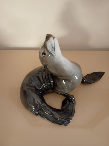 Foca porcellana policroma - foca,
