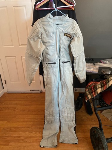 Bmw driving outfit - driving,