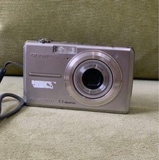Olympus FE-220D fotocamera