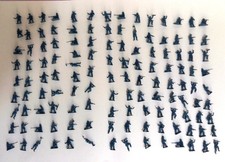 1/72 HO HONG KONG LOTTO DI PIU' DI 100 SOLDATINI TRA TEDESCHI E AMERICANI