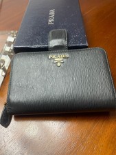 Prada Saffiano 8055746999660