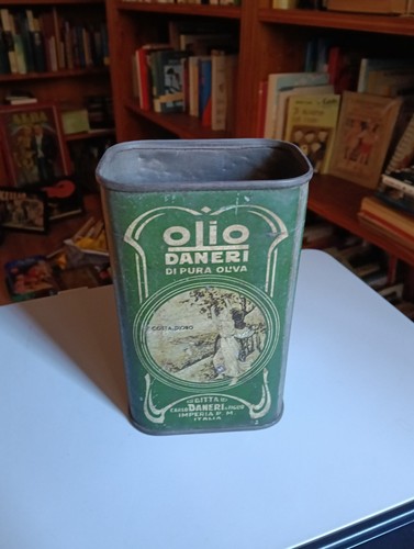 Scatola vintage latta olio - in,