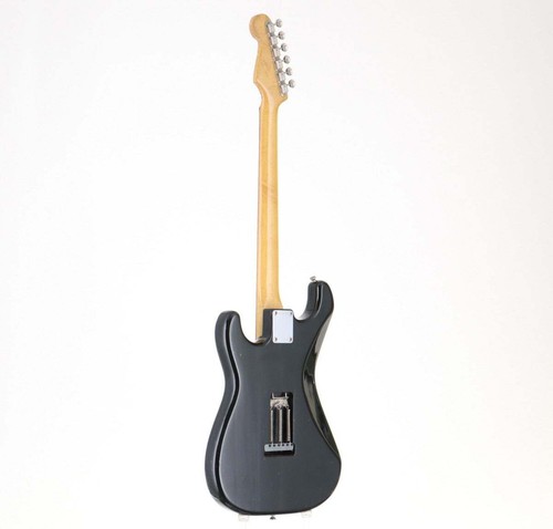 Squier fender mij - by,