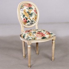 Sedia imbottita shabby vintage poltrona poltroncina in stile antico Luigi XVI .