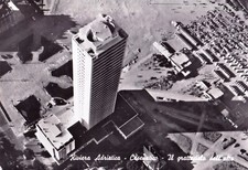 Riviera adriatica - cesenatico il grattacielo dall'alto (grande b/n viagg. 1961)