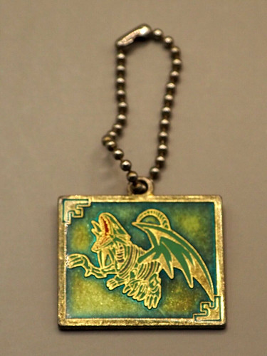 Blue eyes white dragon - white,