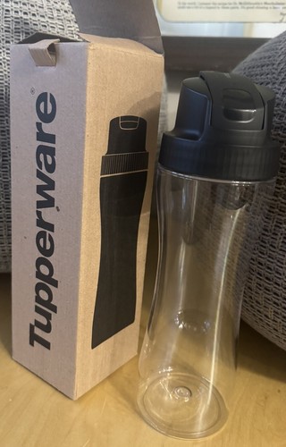 Tupperware dispenser bottiglia
